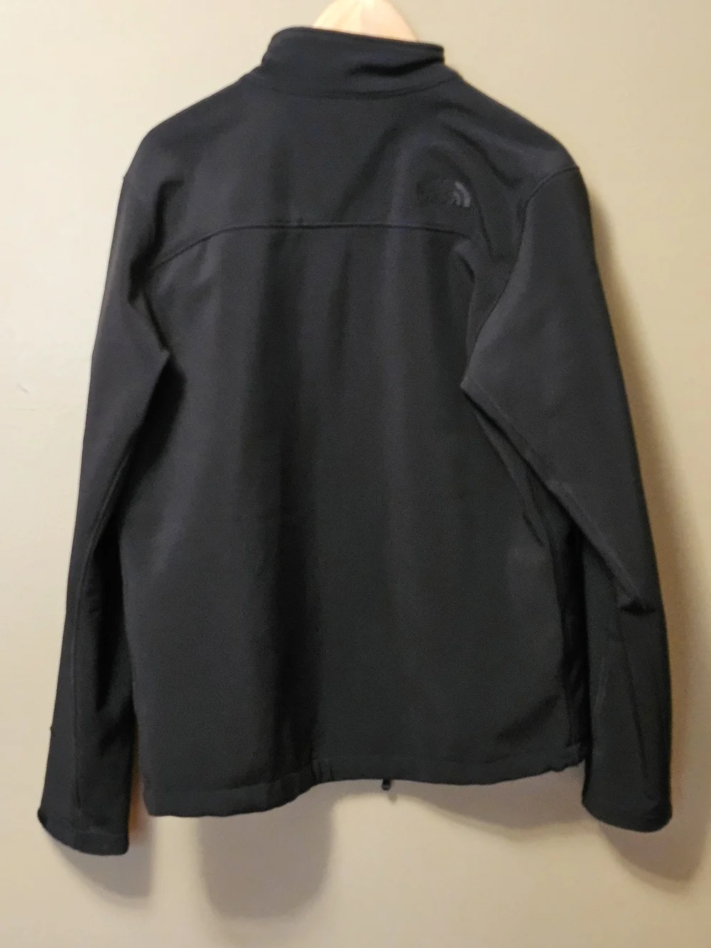 The North Face Men's Black Lightweight Softshell Jacket